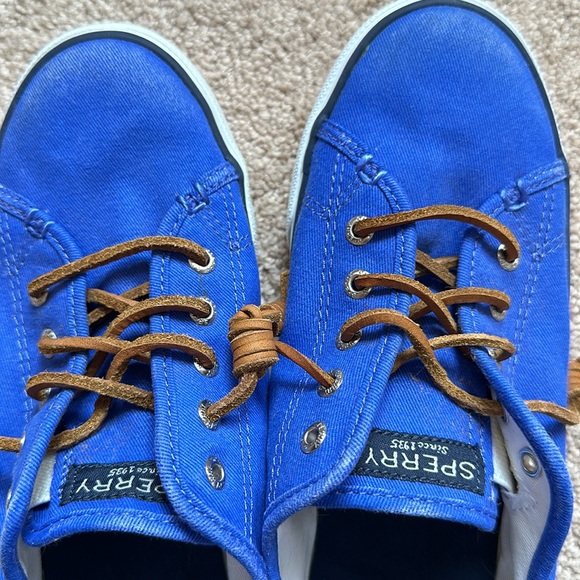 SPERRY Top-Sider Marine Blue Shoes MISMATCHED SIZES 8 & 8.5 Leather Laces Curled - Picture 3 of 12
